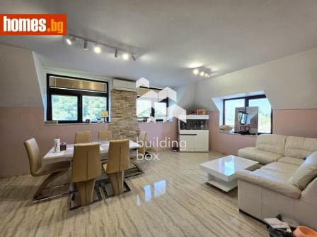 Тристаен, 109m²