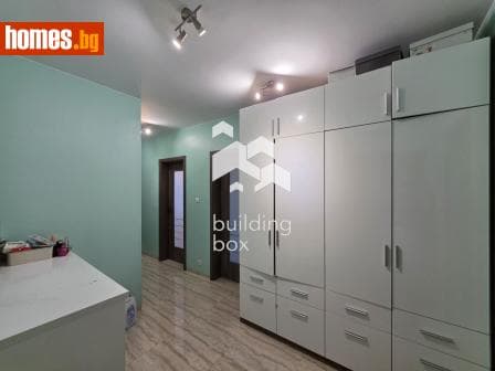 Тристаен, 109m²