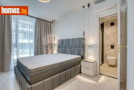 Тристаен, 128m²