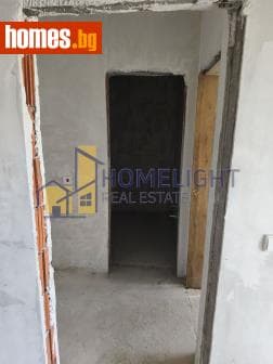 Двустаен, 77m²
