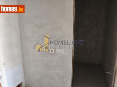 Двустаен, 77m²