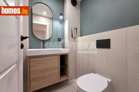Тристаен, 85m²