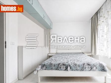 Тристаен, 80m²
