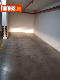 Тристаен, 92m²