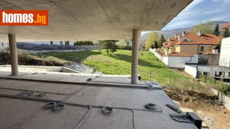 Четиристаен, 306m²