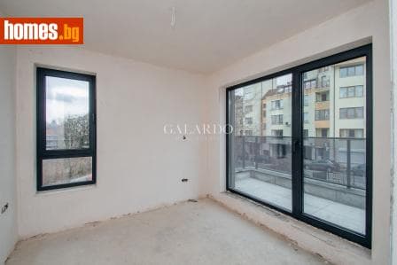 Четиристаен, 183m²