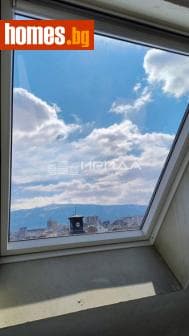 Тристаен, 402m²