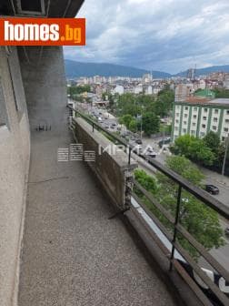 Тристаен, 106m²