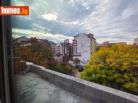 Тристаен, 132m²