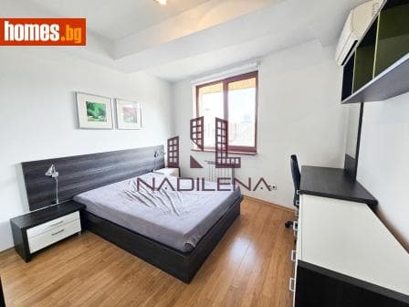 Тристаен, 75m²