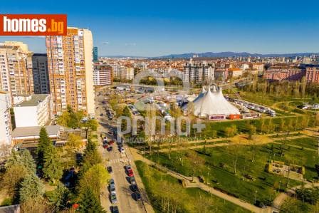 Тристаен, 125m²