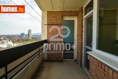 Тристаен, 125m²