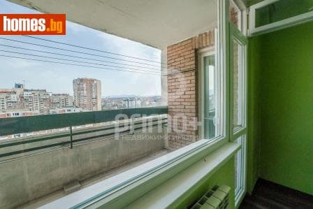 Тристаен, 125m²