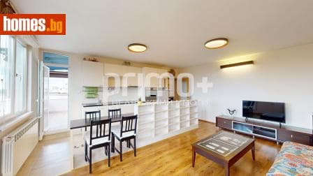 Тристаен, 90m²