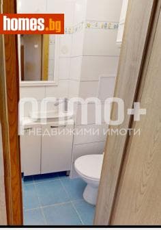 Тристаен, 90m²
