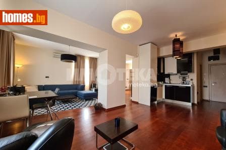 Тристаен, 94m²