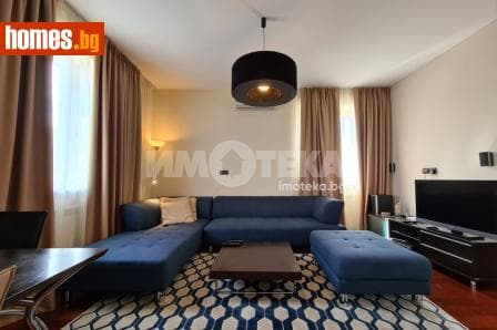 Тристаен, 94m²
