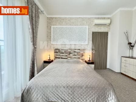 Тристаен, 110m²