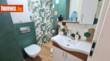 Тристаен, 88m²