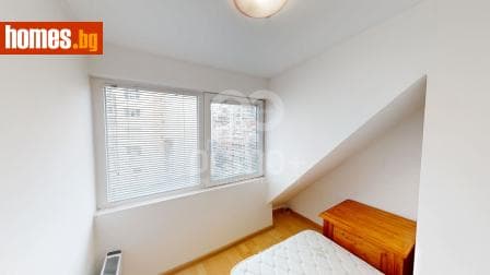Тристаен, 131m²