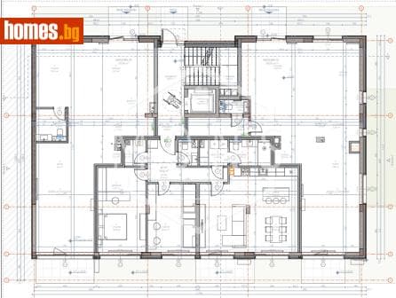 Тристаен, 122m²