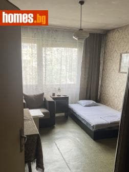 Тристаен, 80m²