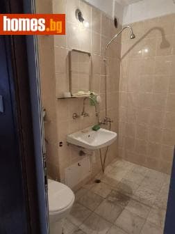 Двустаен, 66m²