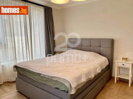 Тристаен, 100m²