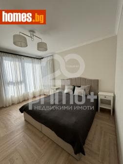 Тристаен, 100m²