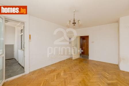 Двустаен, 65m²
