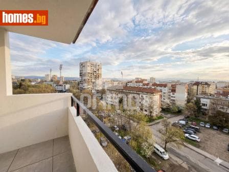 Тристаен, 62m²
