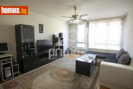 Тристаен, 118m²
