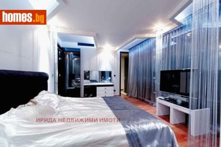 Многостаен, 241m²