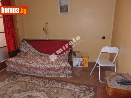 Двустаен, 77m²