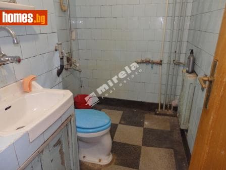 Двустаен, 77m²