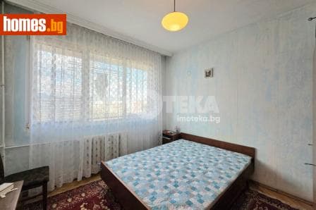 Тристаен, 85m²