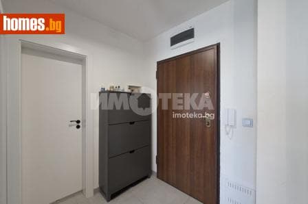 Двустаен, 65m²