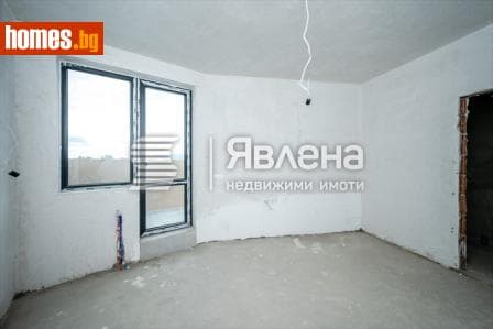 Тристаен, 127m²