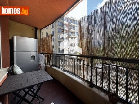 Тристаен, 162m²