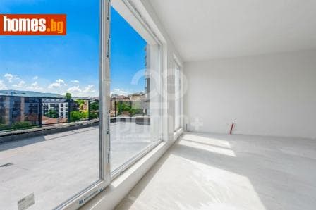 Тристаен, 160m²