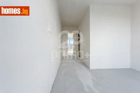 Тристаен, 160m²