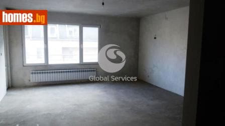 Тристаен, 136m²