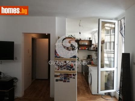 Тристаен, 205m²
