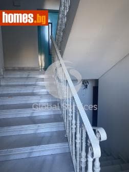 Двустаен, 68m²