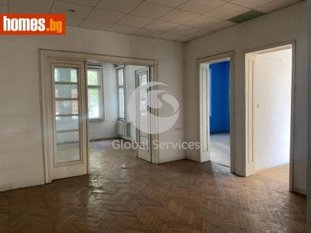 Многостаен, 220m²
