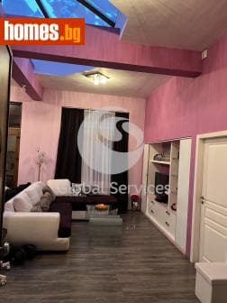 Тристаен, 95m²