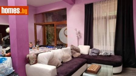 Тристаен, 95m²
