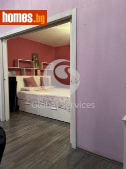 Тристаен, 95m²