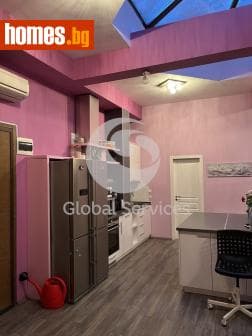 Тристаен, 95m²