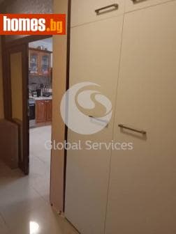 Двустаен, 83m²